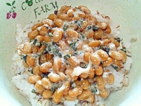 納豆の食べ方-塩麹＆しその実漬け♪